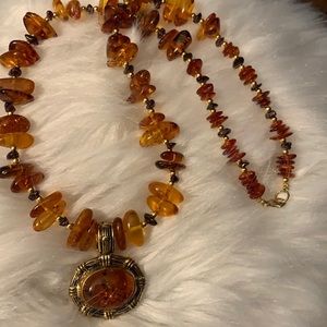 Amber fashion necklace